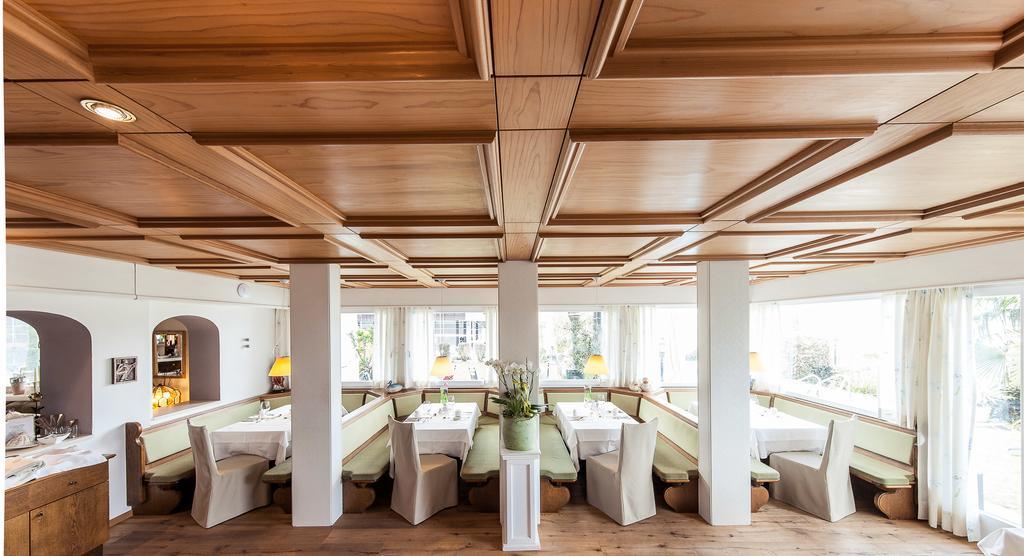 Hotel Landhaus Innerhofer Schenna Εξωτερικό φωτογραφία